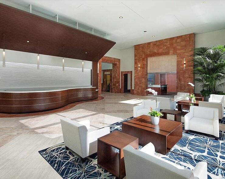 222 W 6th St, San Pedro, CA à louer - Hall d’entrée - Image 3 de 9