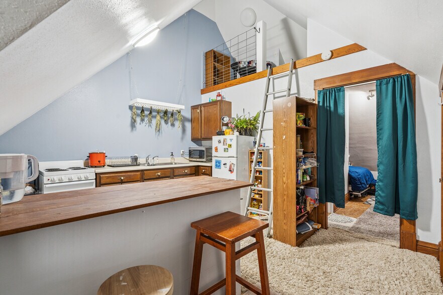 1132 Main St, Grinnell, IA à vendre - Photo du bâtiment - Image 3 de 30