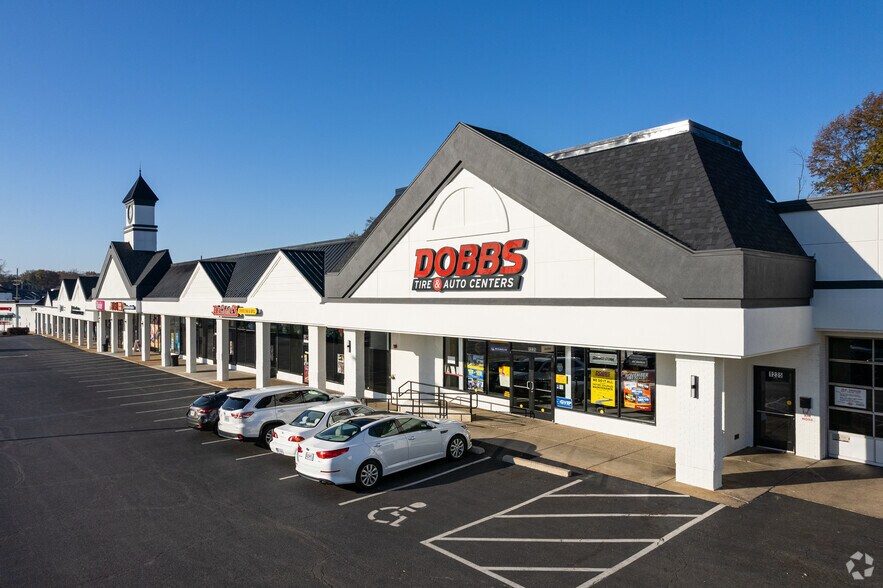 8019-8083 Watson Rd, Saint Louis, MO for lease - Building Photo - Image 3 of 13