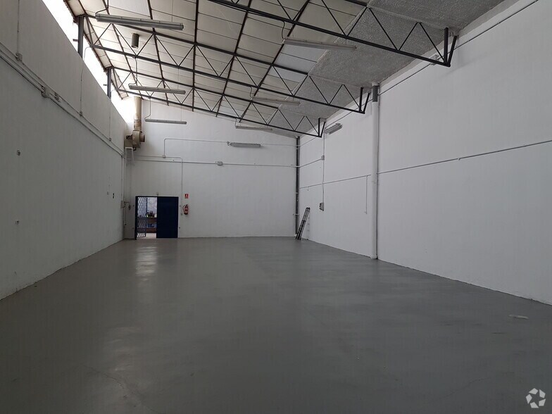 Industriel dans Torrejón de Ardoz, Madrid à vendre - Photo principale - Image 1 de 45