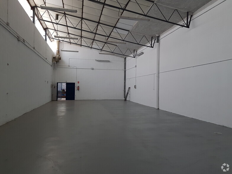 Industrial in Torrejón de Ardoz, Madrid for sale - Primary Photo - Image 1 of 45