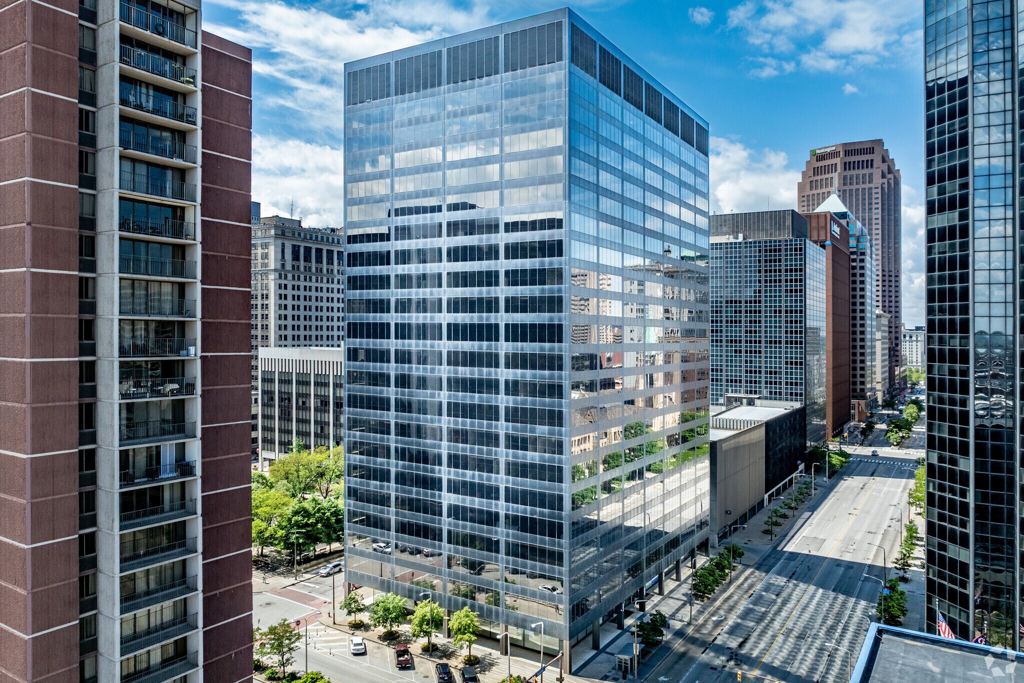 1100 Superior Ave E, Cleveland, OH à vendre Photo principale- Image 1 de 1