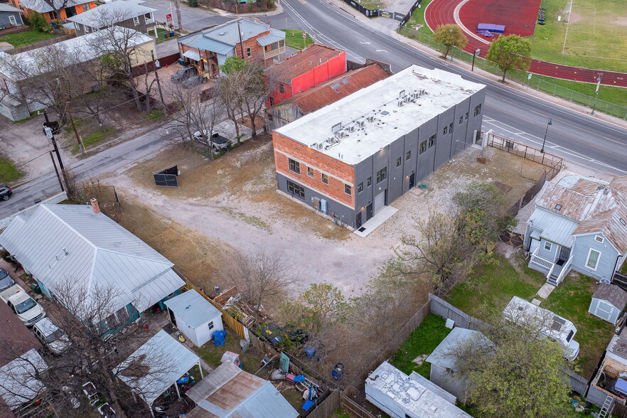 1714 S Saint Marys St, San Antonio, TX for sale - Building Photo - Image 3 of 37