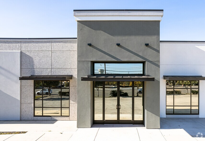 10103 Huebner Rd, San Antonio, TX for lease - Building Photo - Image 2 of 6
