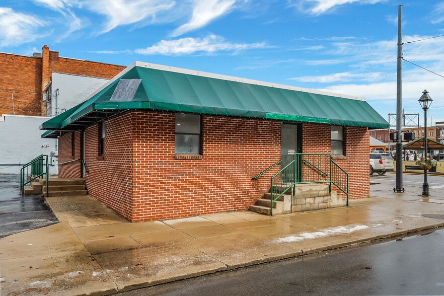 114 W Church St, Marion, OH for sale - Building Photo - Image 3 of 36