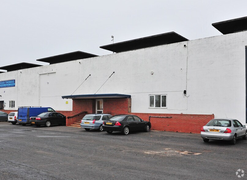 Droitwich Rd, Hartlebury à louer - Photo du bâtiment - Image 3 de 4