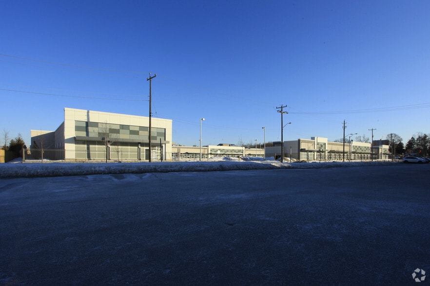 10 Mallard Rd, Toronto, ON for sale - Building Photo - Image 2 of 9