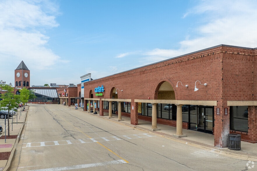 1001 W 75th St, Woodridge, IL for lease - Building Photo - Image 2 of 5