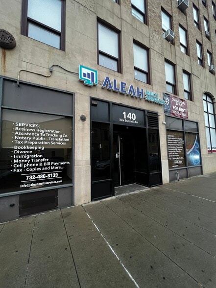 313 State St, Perth Amboy, NJ for lease - Building Photo - Image 3 of 22