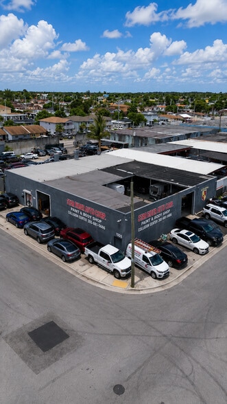 1025 E 45th St, Hialeah, FL for sale - Building Photo - Image 2 of 16