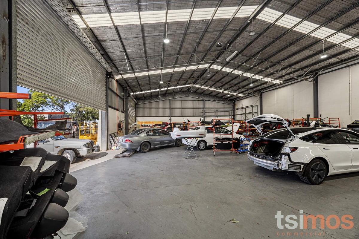 8 Ashley Park Drive, Chelsea Heights for lease Interior Photo- Image 1 of 3