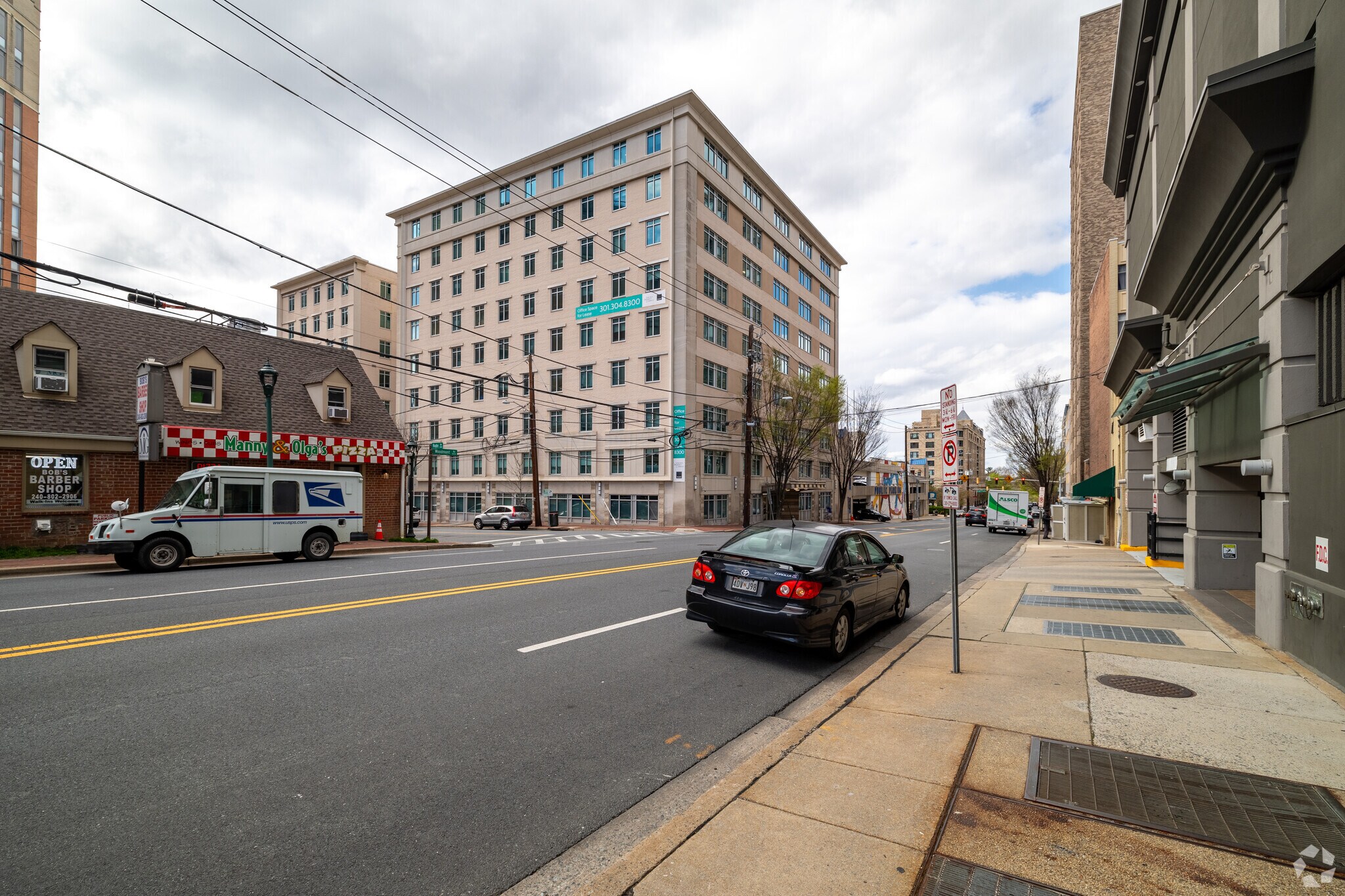 8120 Woodmont Ave, Bethesda, MD for lease Primary Photo- Image 1 of 25