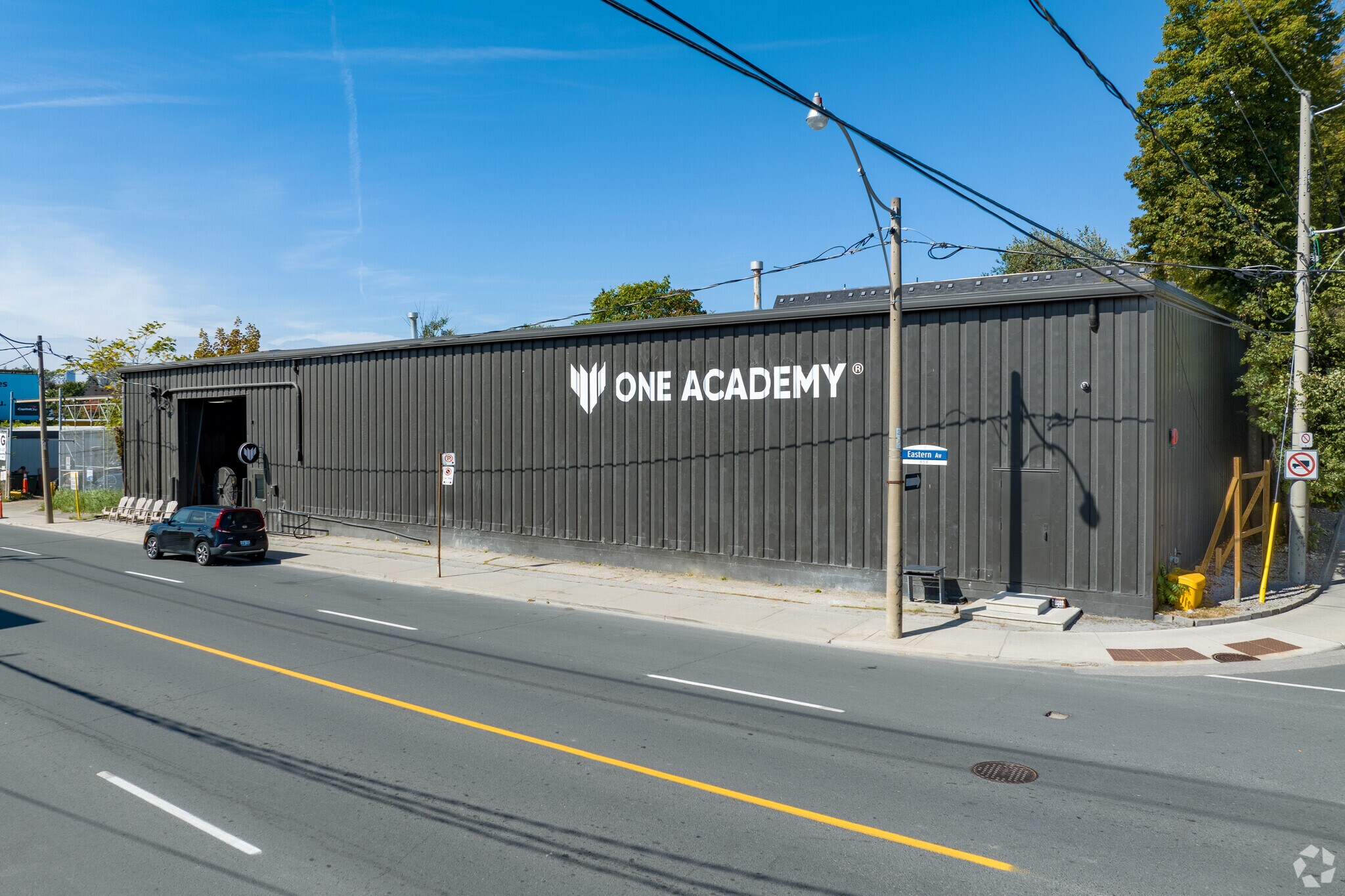 858 Eastern Ave, Toronto, ON à vendre Photo principale- Image 1 de 1