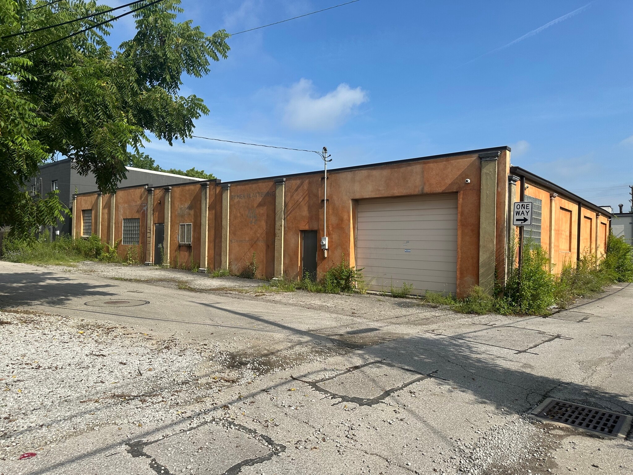 1954-1956 Walnut St, Columbus, OH for lease Building Photo- Image 1 of 4