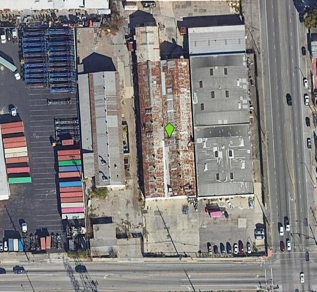 615 W Greenleaf Blvd, Compton, CA for sale - Primary Photo - Image 1 of 1