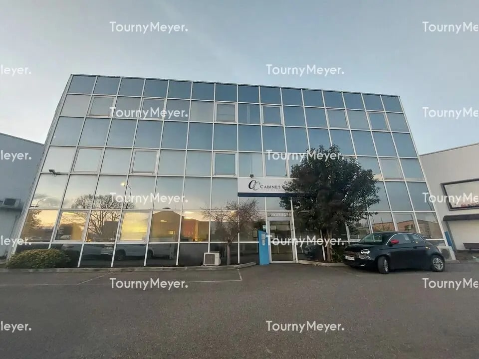 Office in Toulouse for lease Building Photo- Image 1 of 25