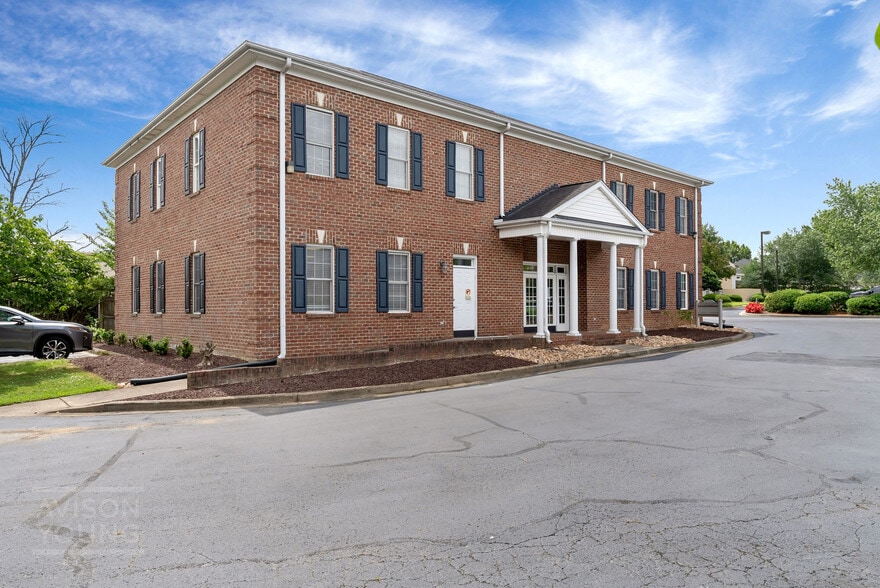 634 Fairview Rd, Simpsonville, SC for lease - Building Photo - Image 3 of 40