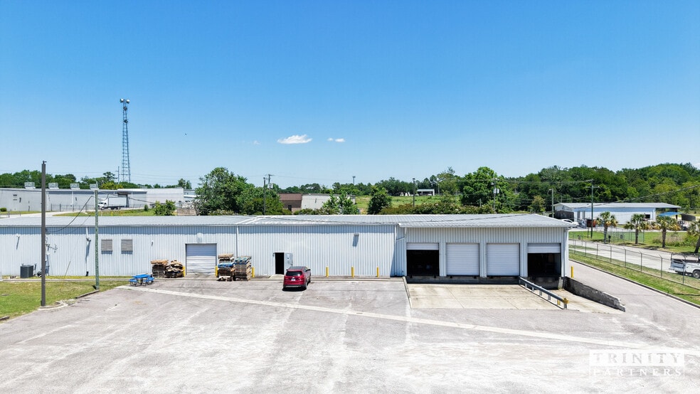 1020 Industrial Ct, Lexington, SC for lease - Building Photo - Image 2 of 12