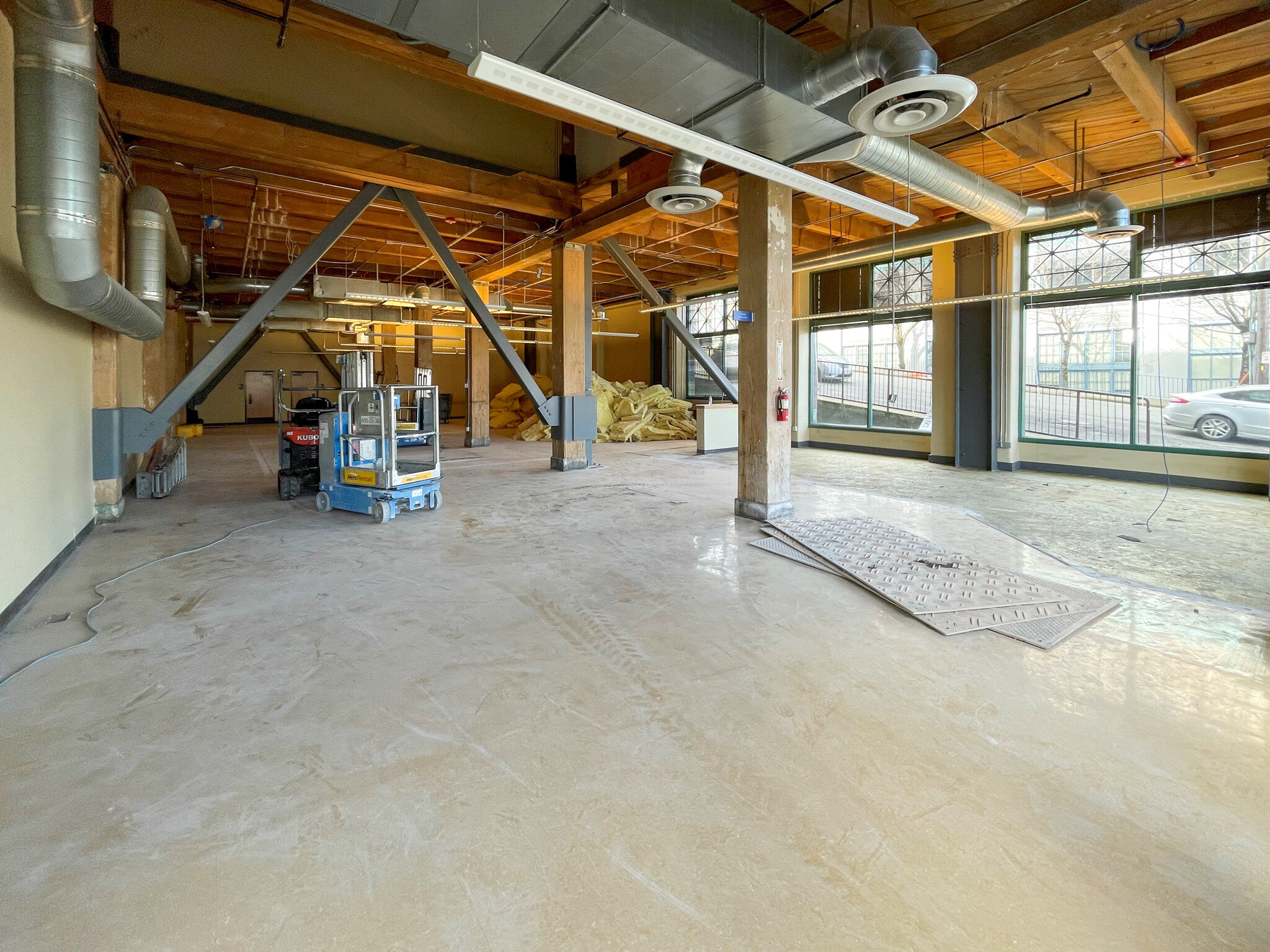 2106 Pacific Ave, Tacoma, WA for lease Interior Photo- Image 1 of 5