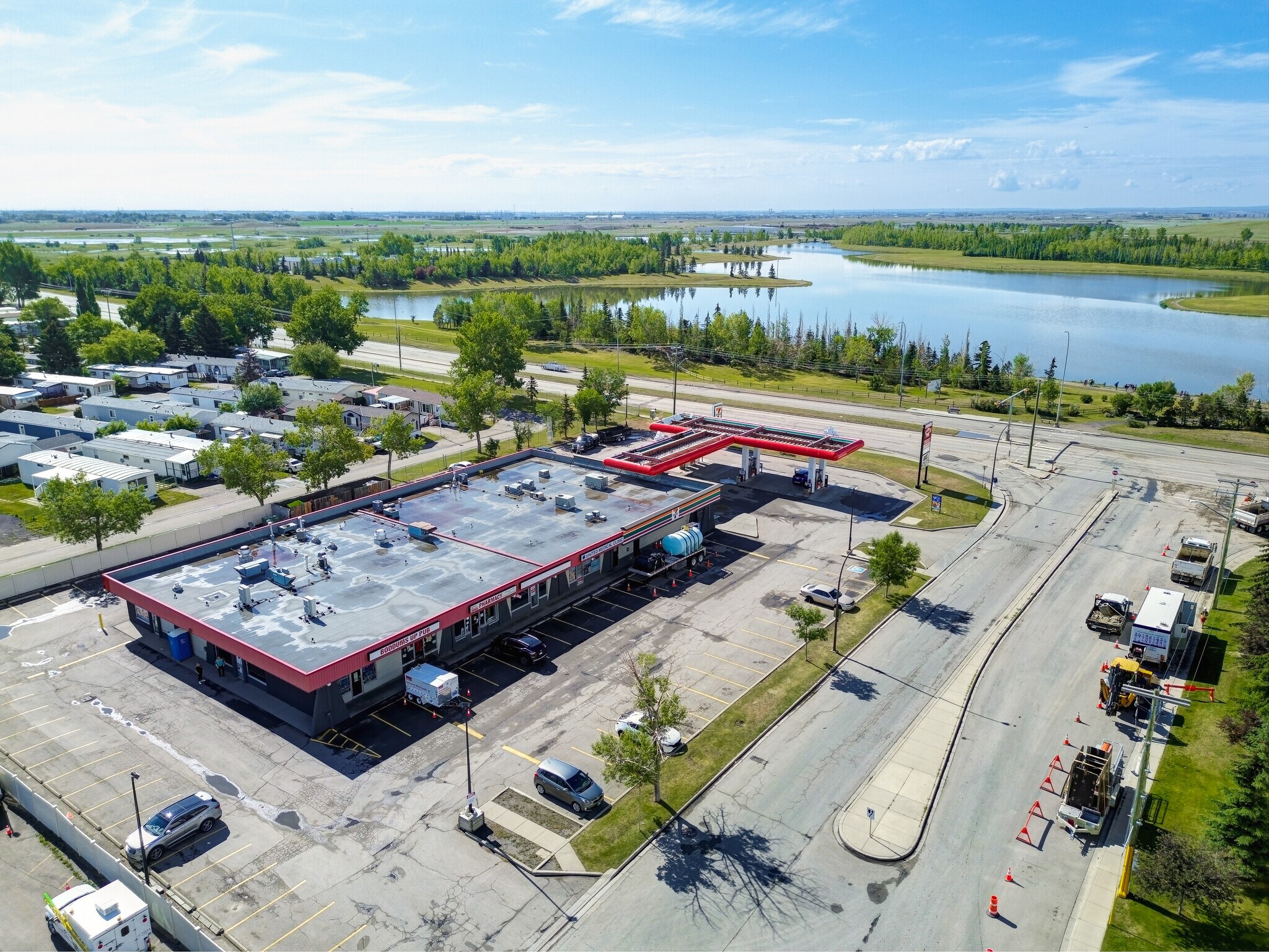 1704 61st St SE, Calgary, AB for sale Building Photo- Image 1 of 1