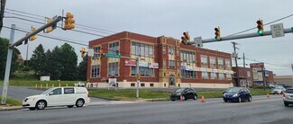 Plus de détails pour 1 S Centre Ave, Leesport, PA - Bureau à louer