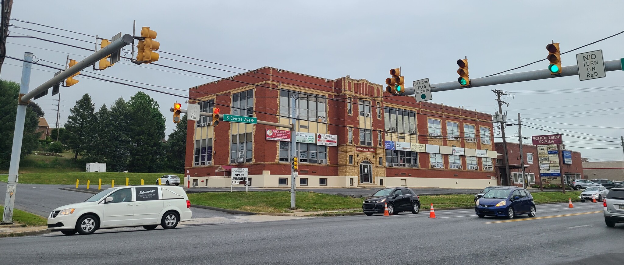 1 S Centre Ave, Leesport, PA for lease Building Photo- Image 1 of 3