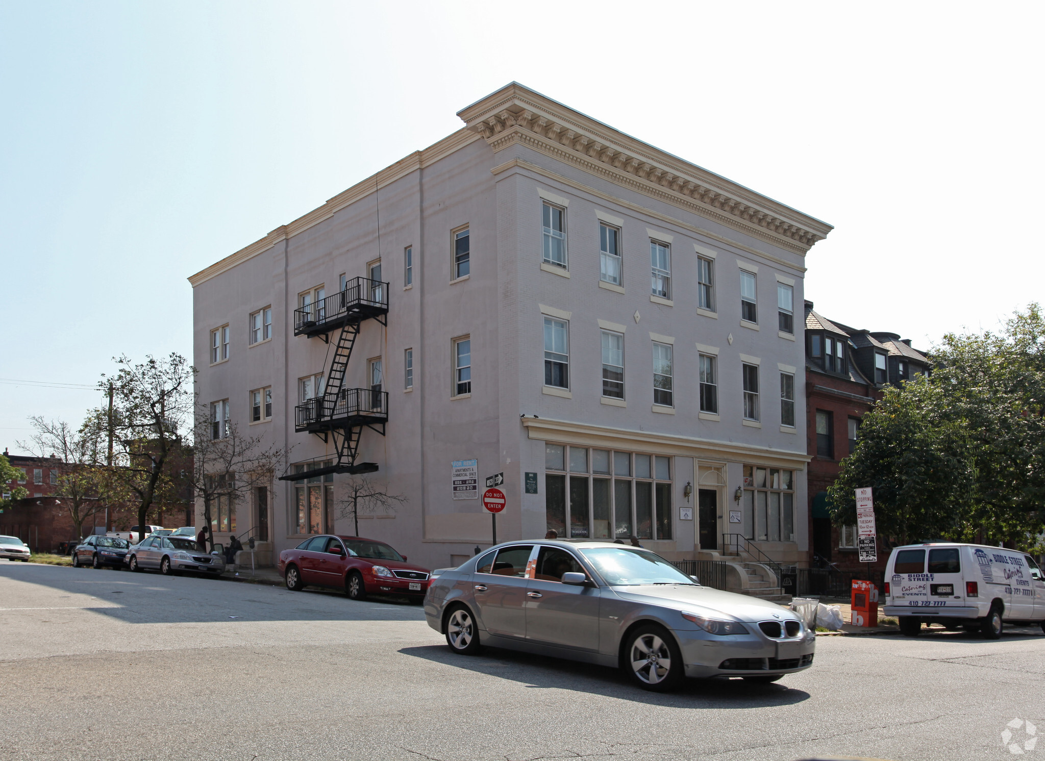 2131 Maryland Ave, Baltimore, MD for lease Primary Photo- Image 1 of 15