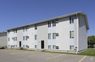 Plus de détails pour West Fargo Plus – Multi-résidentiel à vendre