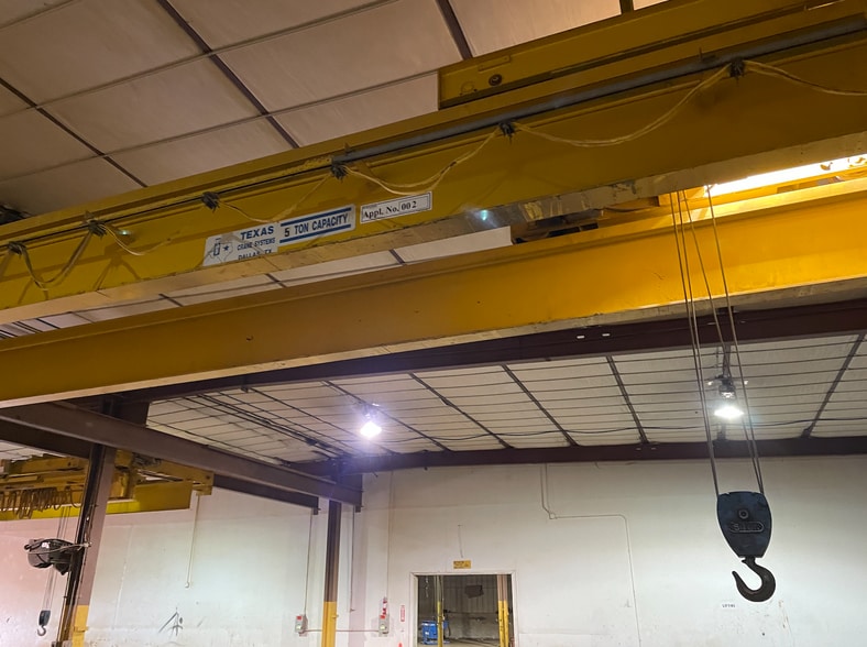 413 S Eastman Rd, Longview, TX for lease - Interior Photo - Image 2 of 29