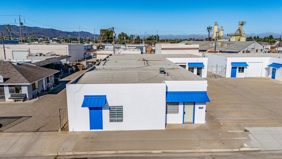 311-321 N 2nd St, Lompoc, CA for lease - Building Photo - Image 3 of 18