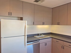 418 Aviation Blvd, Santa Rosa, CA for sale Interior Photo- Image 2 of 7