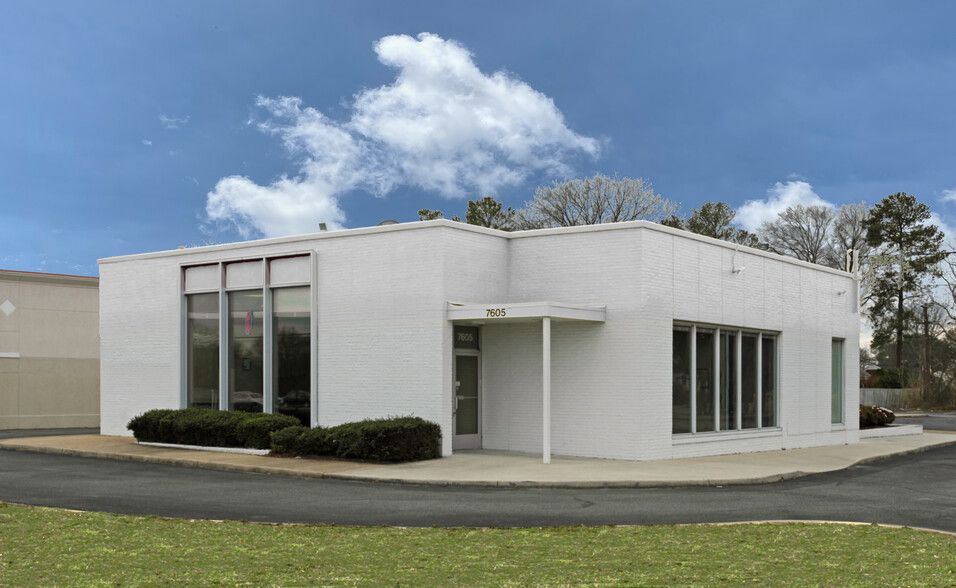 7605 W Broad St, Richmond, VA for sale - Building Photo - Image 1 of 1