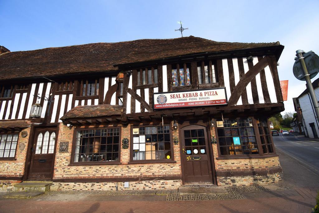 19 Church St, Seal à vendre Photo du bâtiment- Image 1 de 31