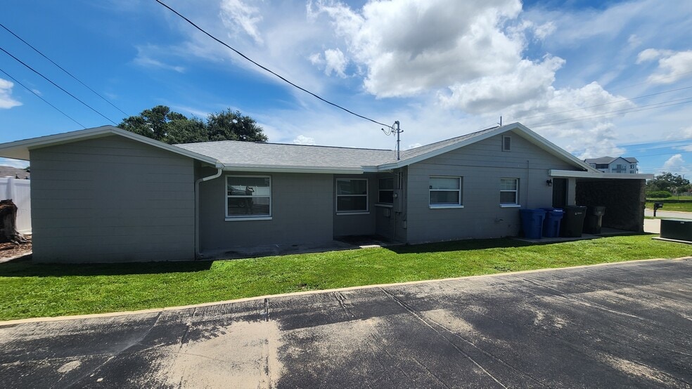 5113 Memorial Hwy, Tampa, FL for lease - Building Photo - Image 3 of 14