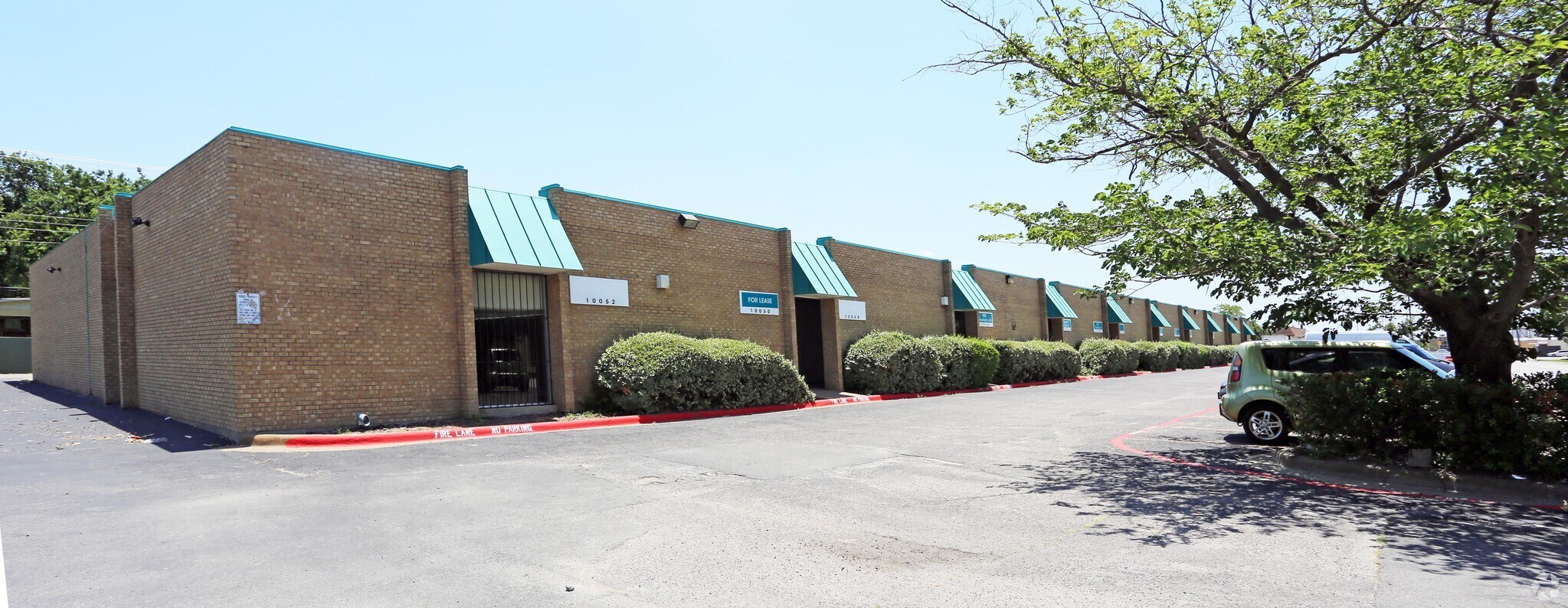 10024-10052 Monroe Dr, Dallas, TX for lease Primary Photo- Image 1 of 11