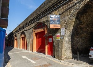 284-304 Jewell St, London for lease Interior Photo- Image 2 of 2