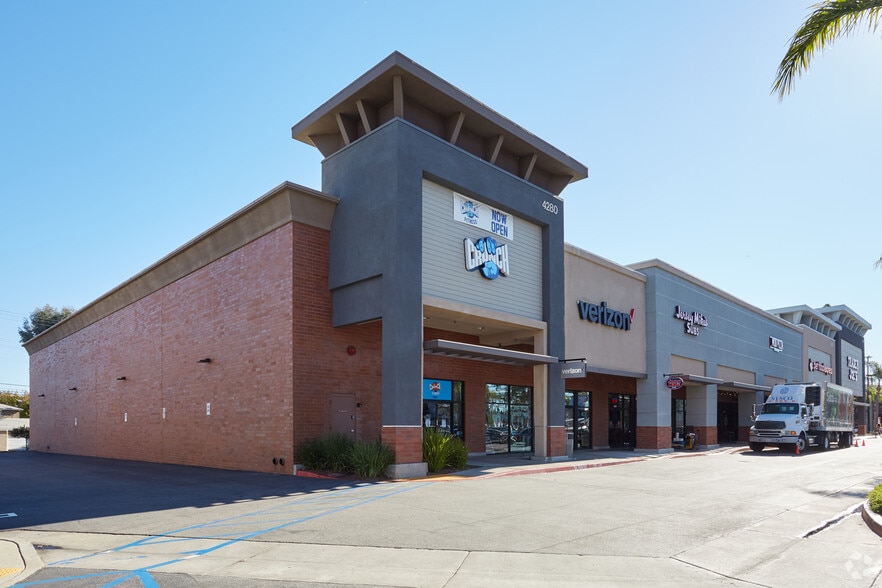 4210-4280 Long Beach Blvd, Long Beach, CA for lease - Primary Photo - Image 1 of 7