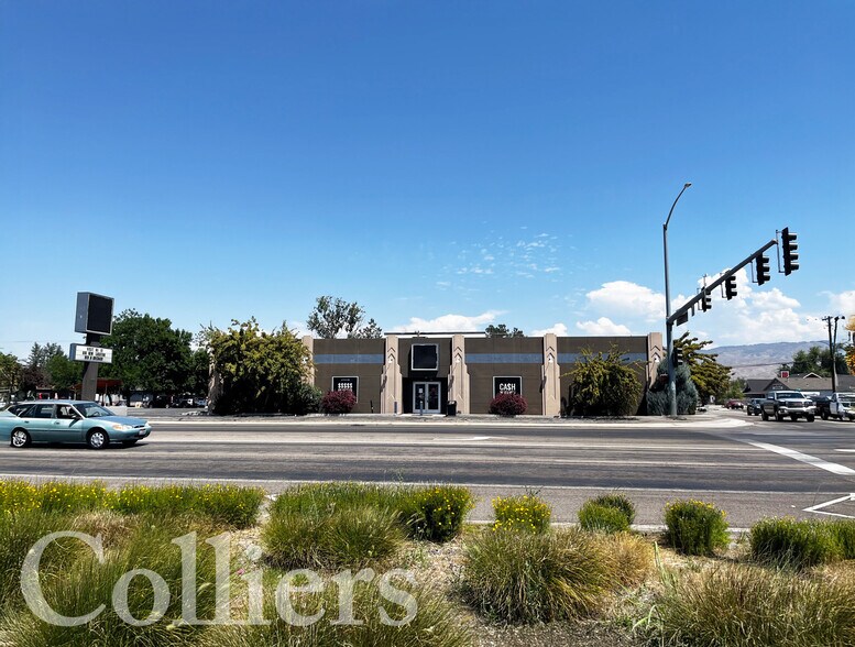 3602 W Chinden Blvd, Garden City, ID à louer - Photo du bâtiment - Image 2 de 4