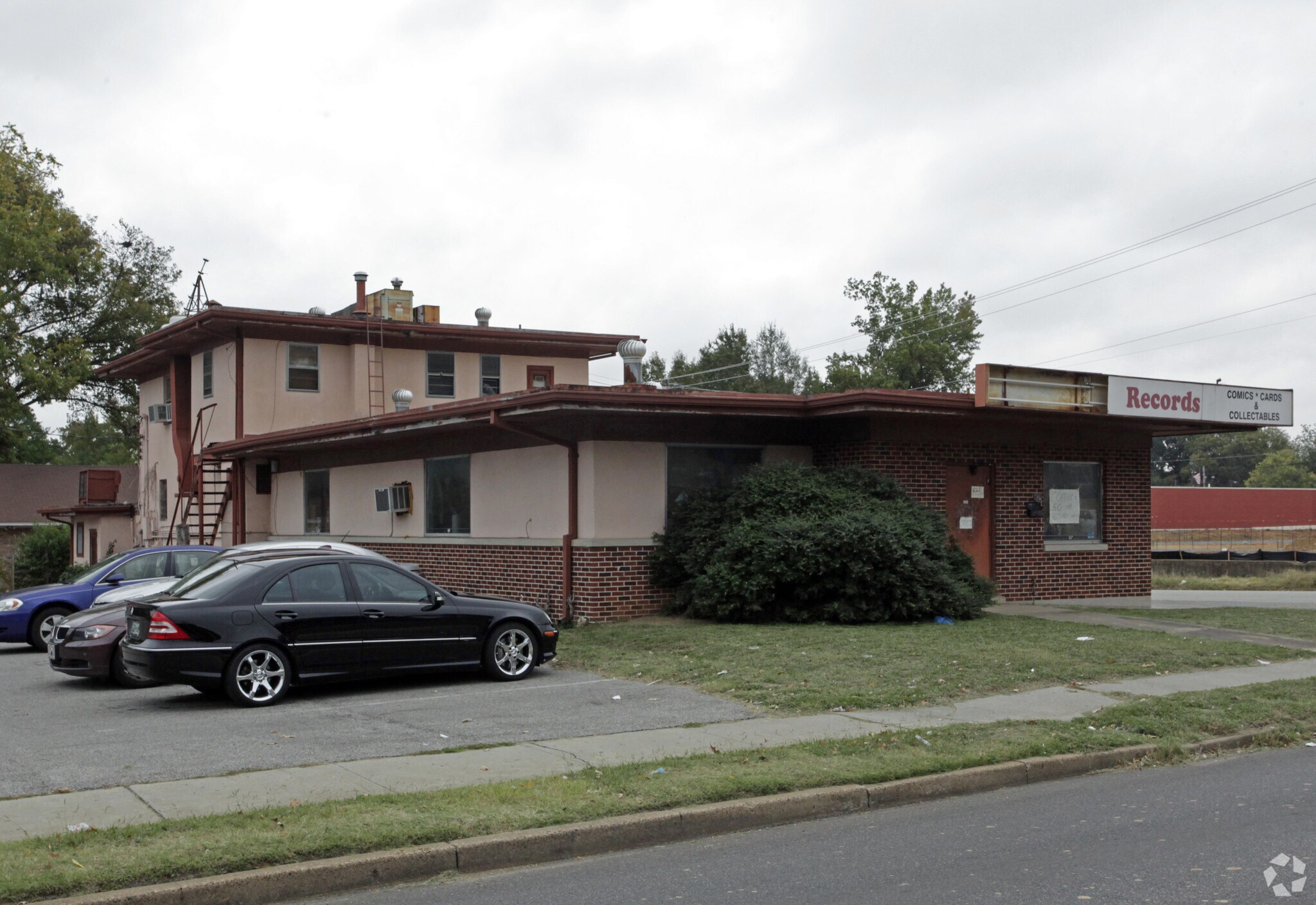 822 S Highland St, Memphis, TN for sale Primary Photo- Image 1 of 3