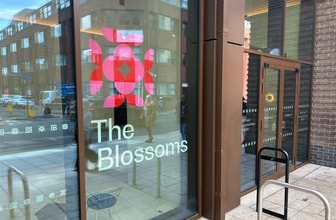 Cherry Orchard Rd, Croydon à louer Photo du bâtiment- Image 2 de 2