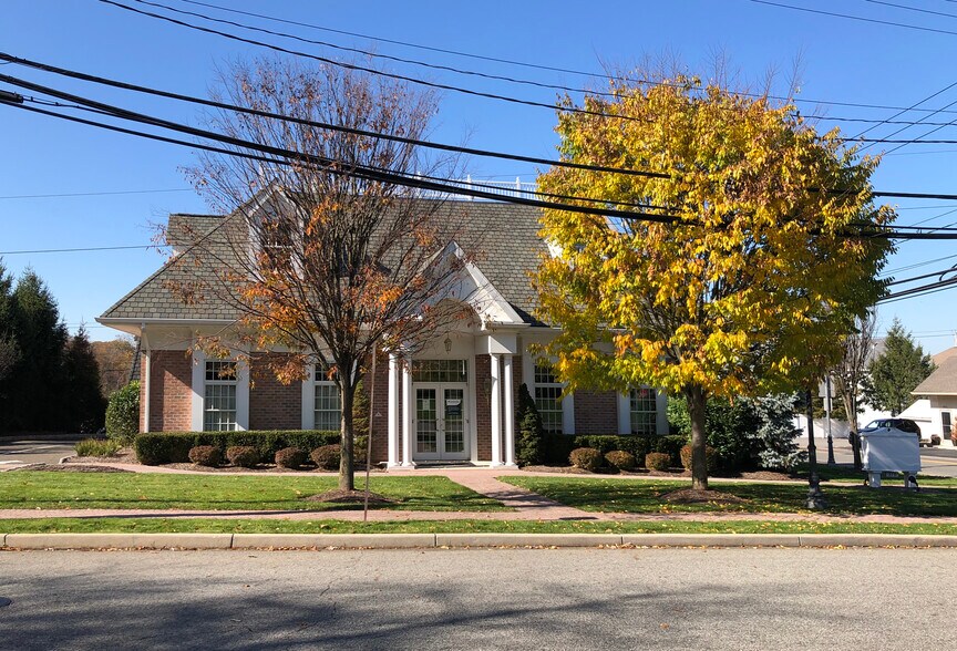 378 Franklin Ave, Wyckoff, NJ à louer - Photo du bâtiment - Image 1 de 3