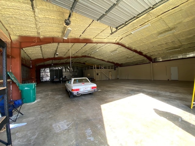 1501 Dupont, Orange, TX for lease - Interior Photo - Image 2 of 34
