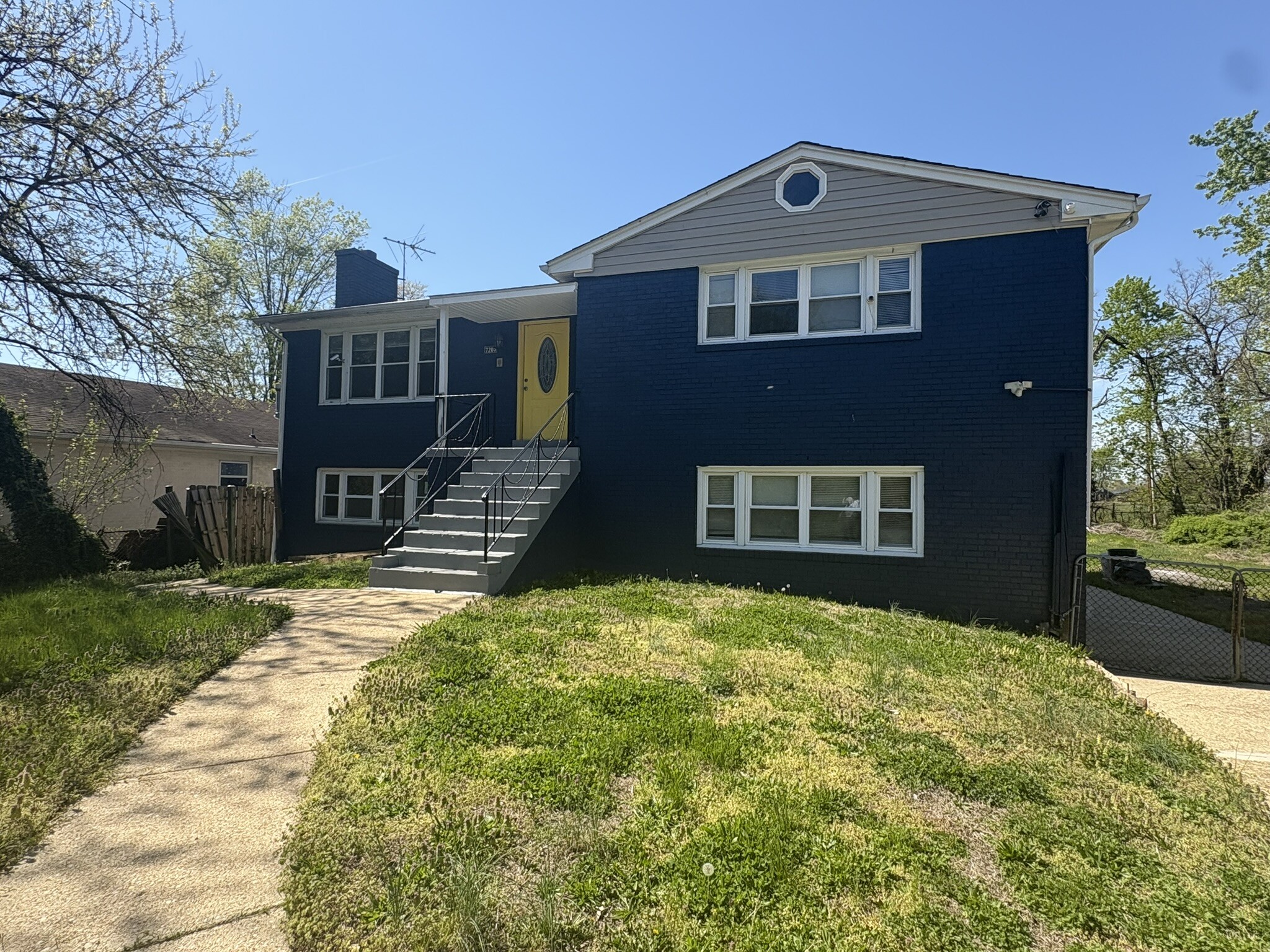 7205 Livingston Rd, Oxon Hill, MD for sale Primary Photo- Image 1 of 4
