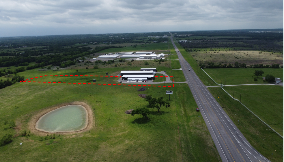 8946 N FM 1417, Denison, TX for lease - Building Photo - Image 3 of 18