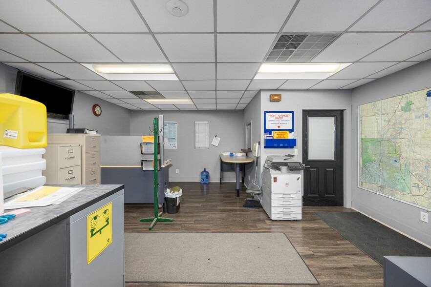 316 Bradford St NE, Grand Rapids, MI for sale - Building Photo - Image 3 of 9