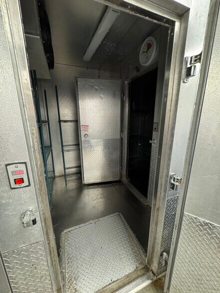 12138 Hwy 17 Bypass N Byp, Murrells Inlet, SC à vendre - Photo du bâtiment - Image 2 de 27