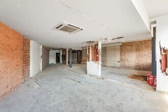 29-31 Bridge St, Pinner for lease Interior Photo- Image 2 of 6