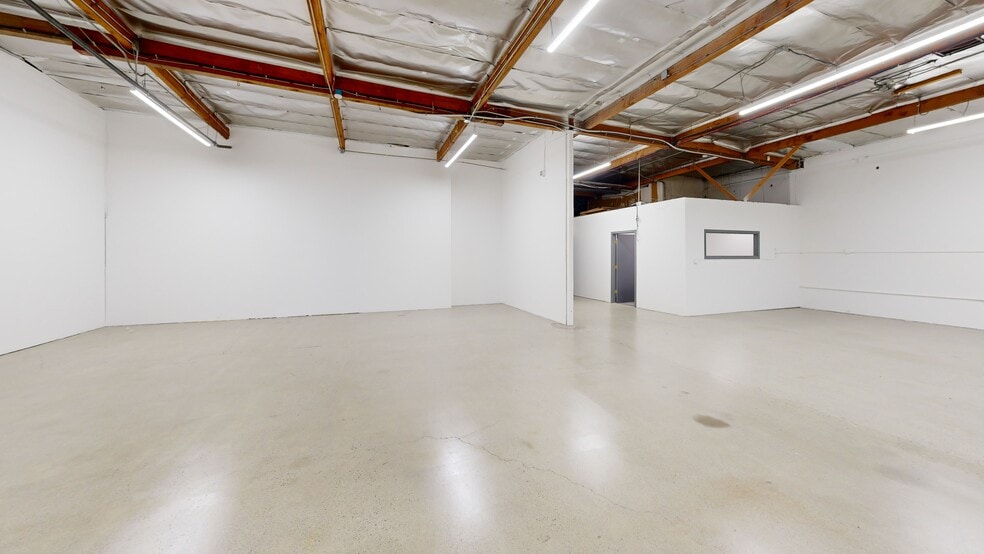 679-699 Strander Blvd, Tukwila, WA à louer - Numérisation 3D de Matterport - Image 3 de 9