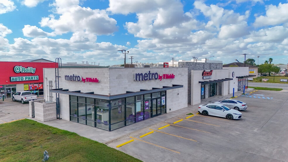 3855 International Blvd, Brownsville, TX for lease - Building Photo - Image 2 of 12