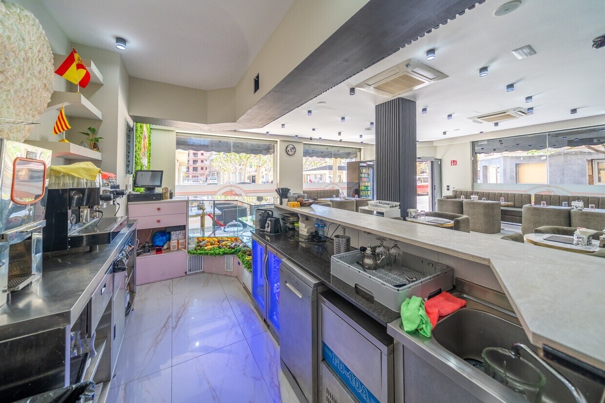 Carrer Cervantes, 91, Calella, BAR 08370 - Unit 1 - - Interior Photo - Image 2 of 9